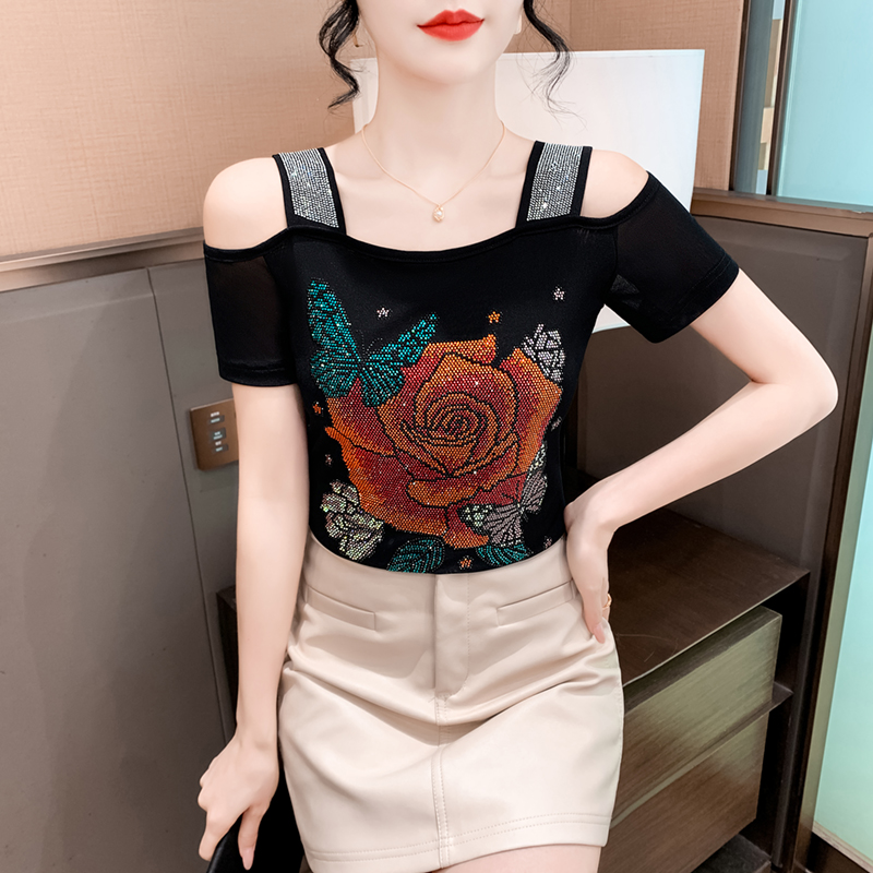 I più nuovi vestiti europei T- - Streetwear Brand With Flowers recensione e prezzo