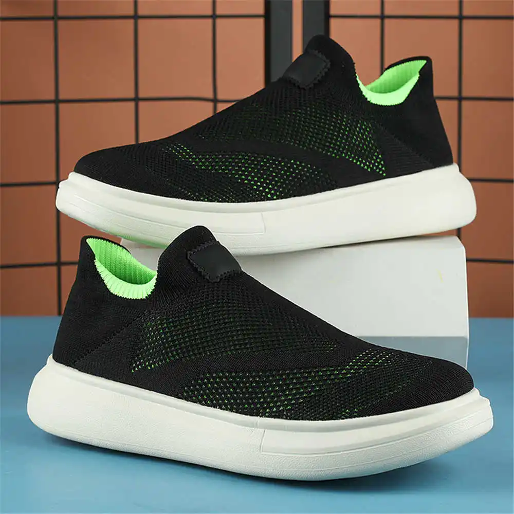 Calze con plateau scarpe marro - Streetwear Brand Expensive recensione e prezzo